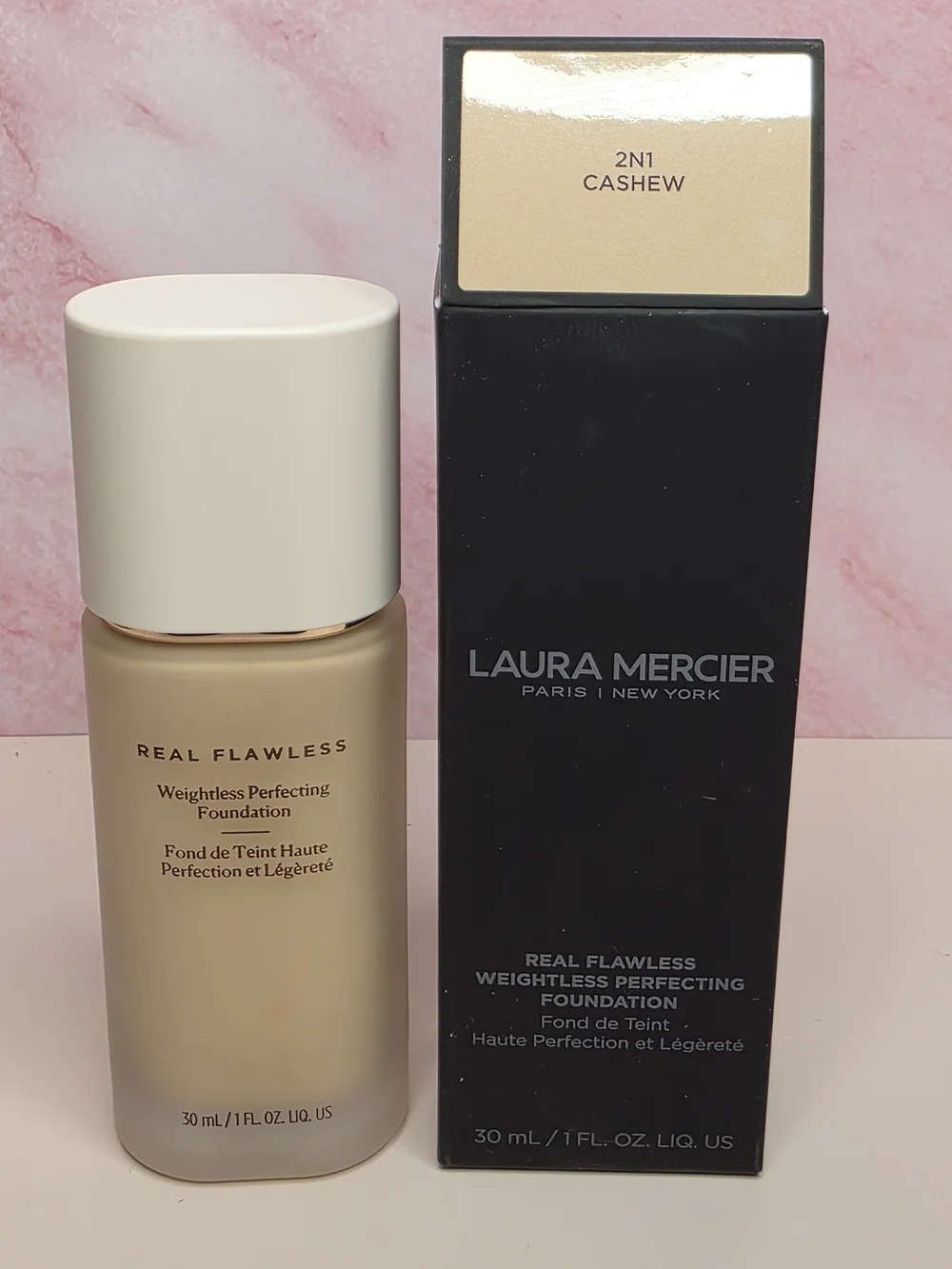 Laura Mercier Real Flawless Weightless Perfecting Foundation 2N1 Cashew 1 oz